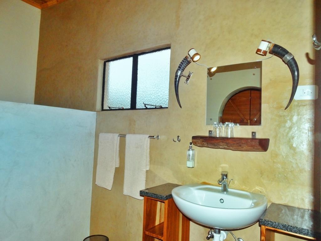 Ovita Wildlife Restcamp Okazize Номер фото